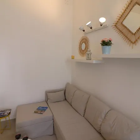 Apartment Aura A *