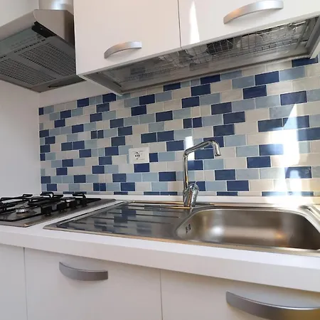 Aura A Apartment *